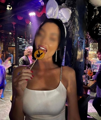 Со мной ты окунешься в мир наслаждения и релаксации. У меня богатый опыт, которым я готова поделиться с тобой. Мои услуги окрылят тебя и приведут к неповторимому удовольствию. Я открыта для экспериментов и всегда готова удовлетворить все твои желания.
💖Мои возможности безграничны: от классического секса до эксклюзивных фантазий. Я нежна и страстна одновременно, каждая моя встреча будет незабываемой.
🌟Ты можешь ознакомиться со свидетельством моей привлекательности на моих фотографиях. Я ухоженная и стильная индивидуалка, которая ценит качество и конфиденциальность.
✨Оставь все тяготы и заботы Москвы позади и окунись в мир наслаждения со мной. Позволь себе расслабиться и испытать неповторимые эмоции. В моих объятиях ты почувствуешь себя настоящим мужчиной. Жду тебя, чтобы сделать нашу встречу чувственной и незабываемой! 💋 11083, 24 года